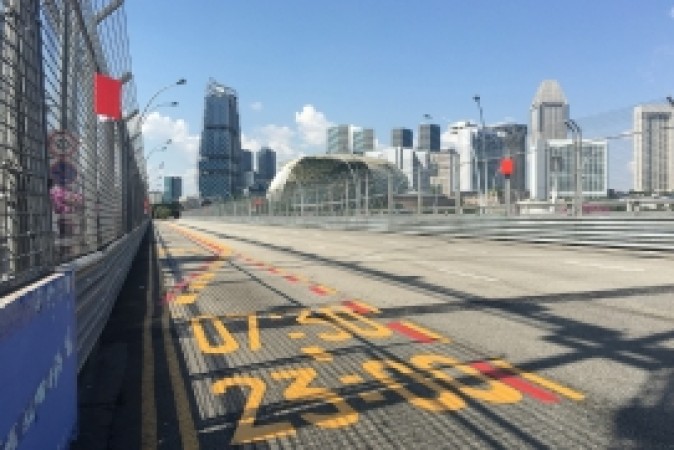 Singapore Grand Prix™ With Phuket Stay 2025-26