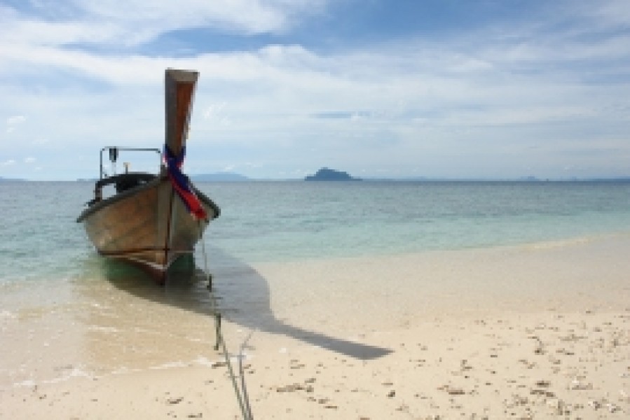 Dubai & Singapore Stays with Spice Route Cruise | BestAirFares