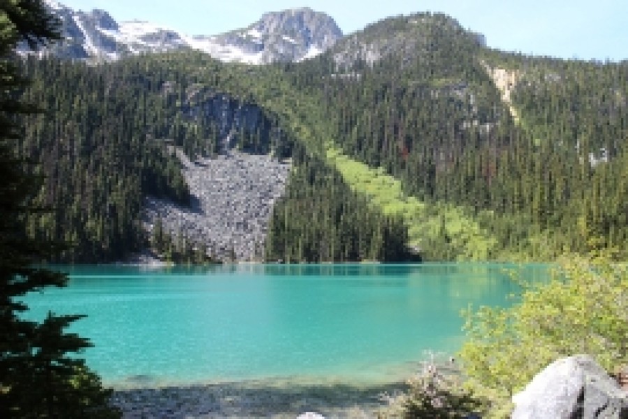 Experience Unmatched Luxury: Your Ultimate Getaway to Singapore & Beyond